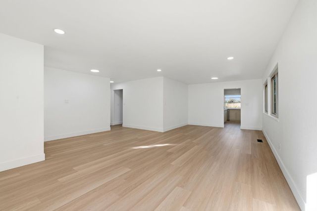 8437 Hidden Valley Cir, Fair Oaks, CA 95628