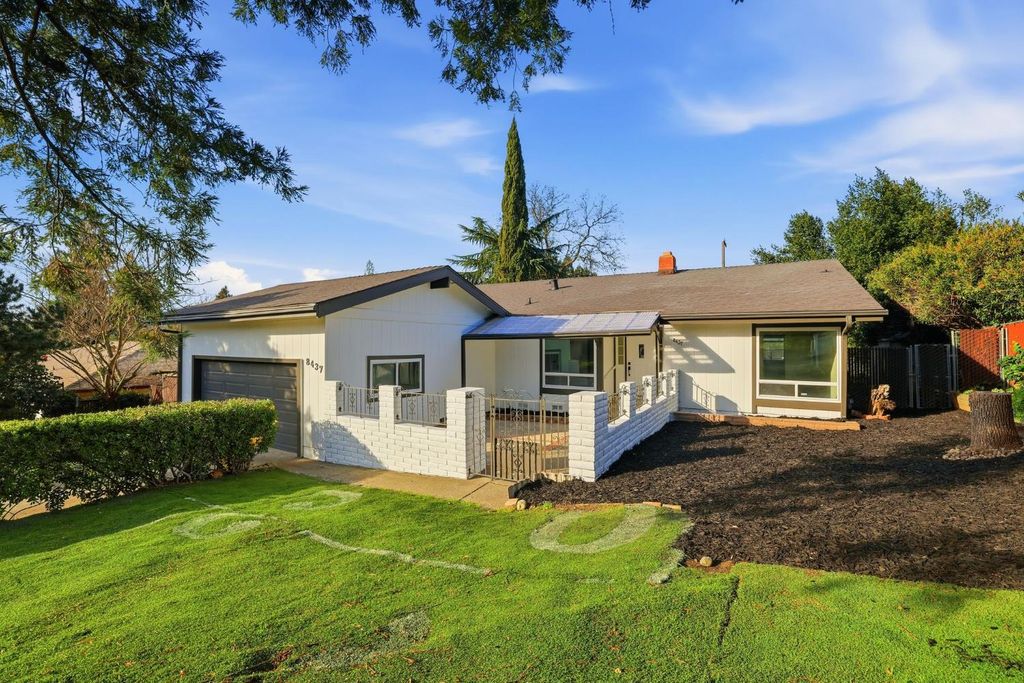 8437 Hidden Valley Cir, Fair Oaks, CA 95628