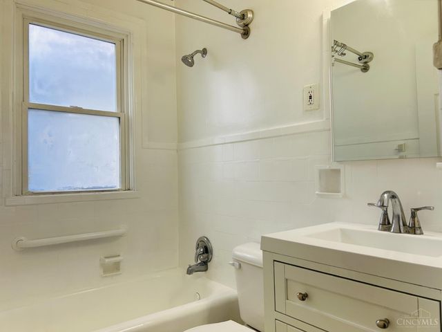 1922 Dalewood Place, Cincinnati, OH 45237