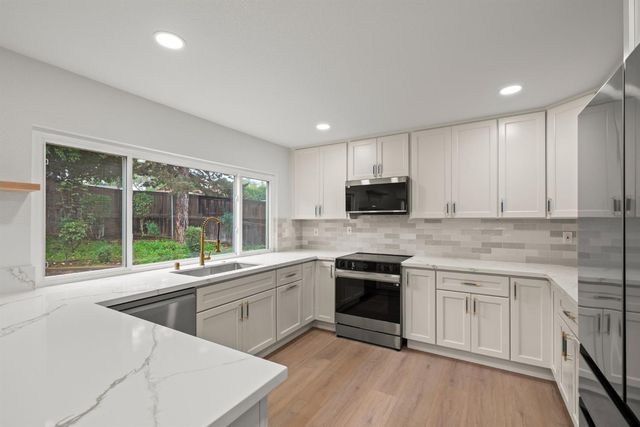 7818 Tamara Dr, Fair Oaks, CA 95628