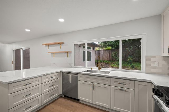 7818 Tamara Dr, Fair Oaks, CA 95628