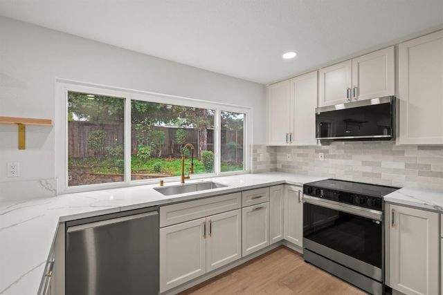 7818 Tamara Dr, Fair Oaks, CA 95628