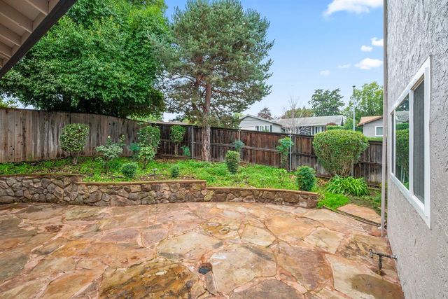 7818 Tamara Dr, Fair Oaks, CA 95628