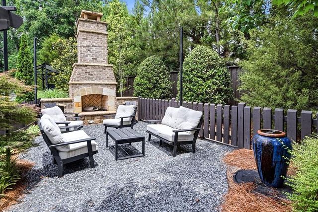 317 Dilbeck Place NE, Atlanta, GA 30342