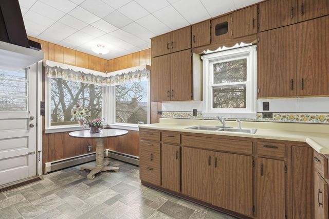 102 E Gambier Street, Mount Vernon, OH 43050