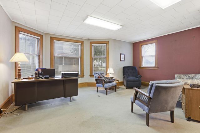 102 E Gambier Street, Mount Vernon, OH 43050