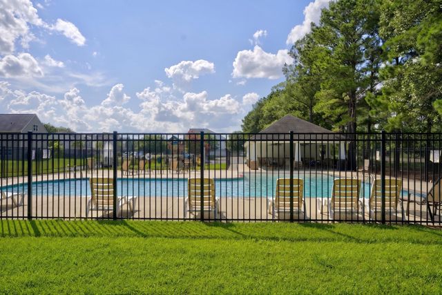 276 Whirlaway Drive, Moncks Corner, SC 29461