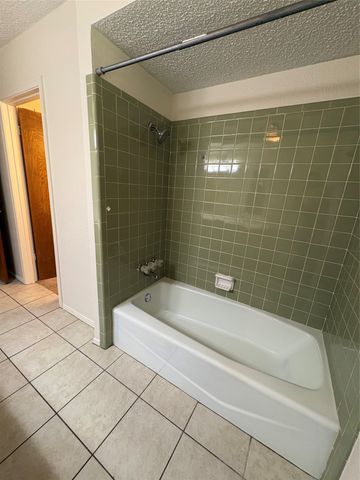 104 Charles Street, Desoto, TX 75115