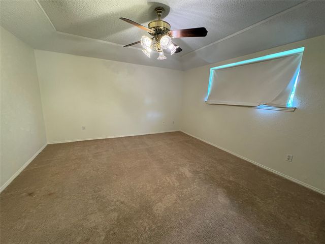 104 Charles Street, Desoto, TX 75115