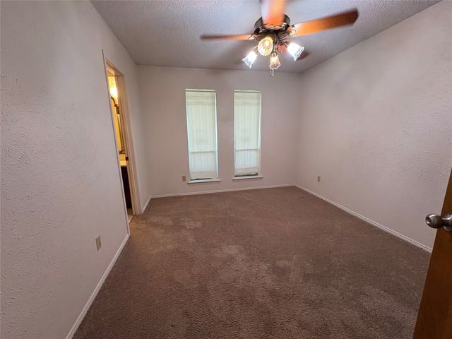 104 Charles Street, Desoto, TX 75115