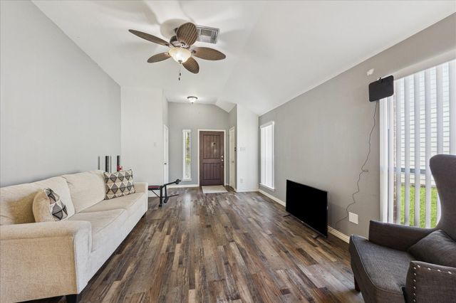 14215 Dreamscape Circle, Houston, TX 77047