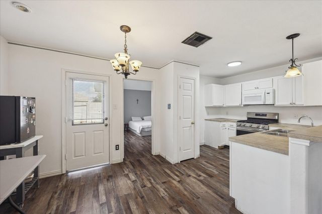 14215 Dreamscape Circle, Houston, TX 77047