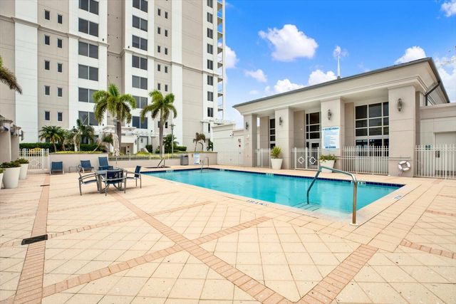 331 CLEVELAND STREET 212, Clearwater, FL 33755