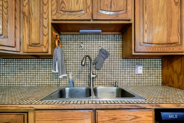 825 Westwind Dr, Twin Falls, ID 83301