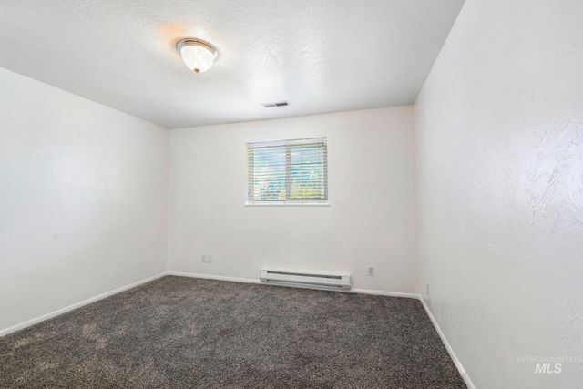 825 Westwind Dr, Twin Falls, ID 83301