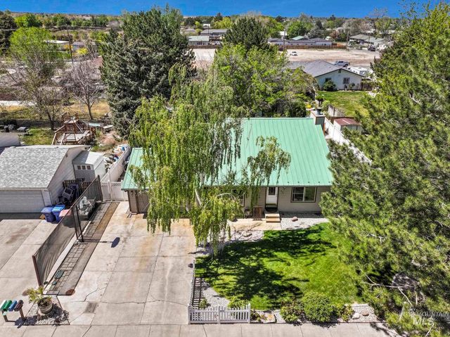 825 Westwind Dr, Twin Falls, ID 83301
