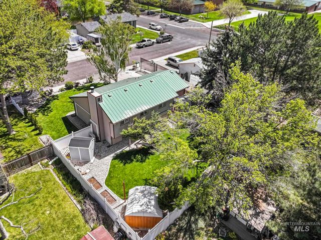 825 Westwind Dr, Twin Falls, ID 83301