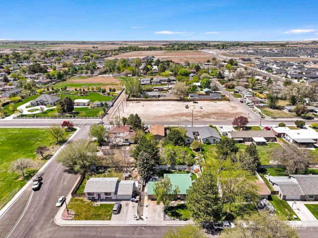 825 Westwind Dr, Twin Falls, ID 83301