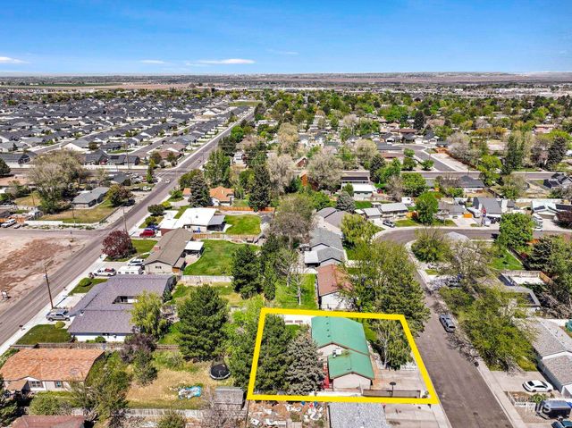 825 Westwind Dr, Twin Falls, ID 83301