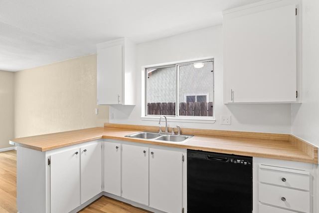 1410 Mcdermott Ct, Tracy, CA 95376