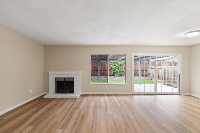 1410 Mcdermott Ct, Tracy, CA 95376