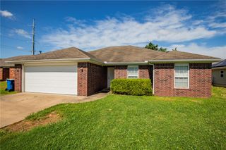 800 SW Sandrock Road, Bentonville, AR 72712