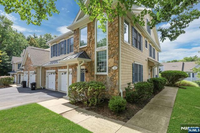 11 Pine Lake Terrace, River Vale, NJ 07675