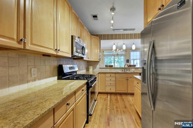 11 Pine Lake Terrace, River Vale, NJ 07675