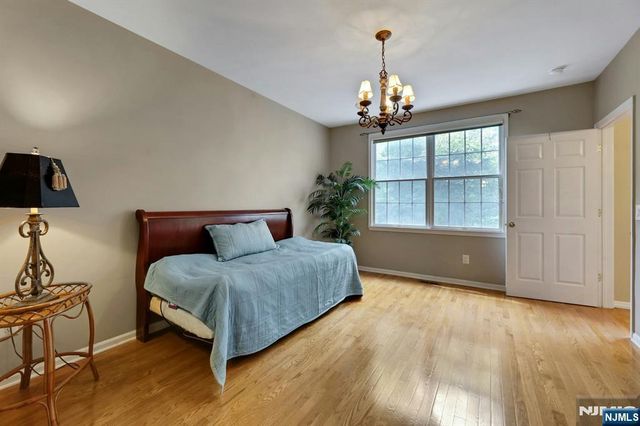 11 Pine Lake Terrace, River Vale, NJ 07675