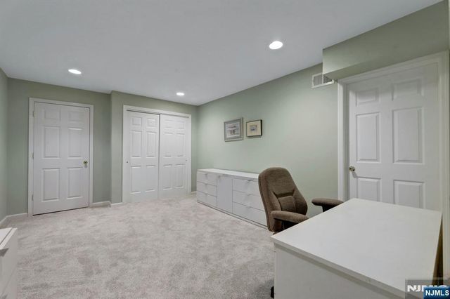11 Pine Lake Terrace, River Vale, NJ 07675