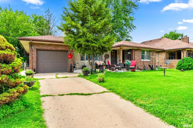 2907 N SHERIDAN Road, Peoria, IL 61604
