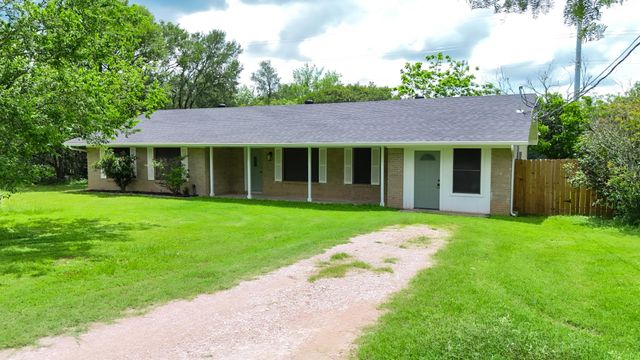 122 Blanket Flower DR, Bastrop, TX 78602
