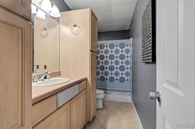 211 Redbud Trail, Eureka, MO 63025