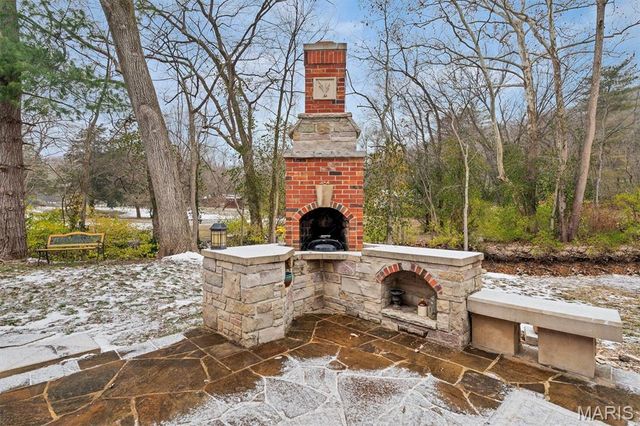 211 Redbud Trail, Eureka, MO 63025