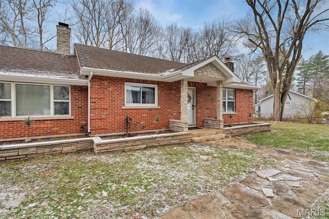 211 Redbud Trail, Eureka, MO 63025