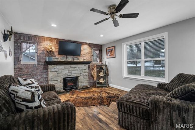 211 Redbud Trail, Eureka, MO 63025