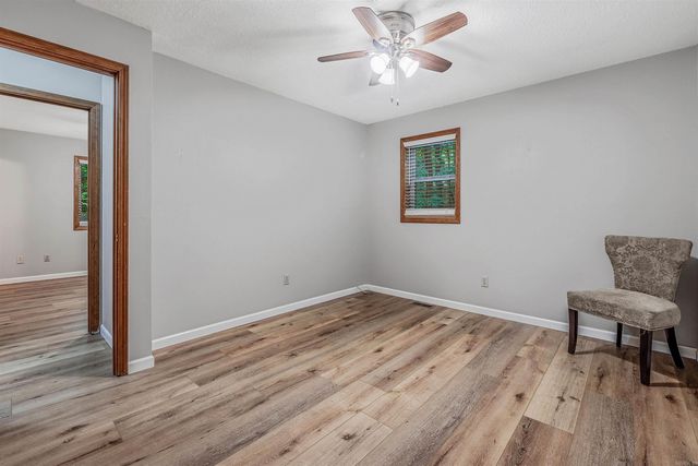 101 Oakwood Ct Court, Fairfield Bay, AR 72088