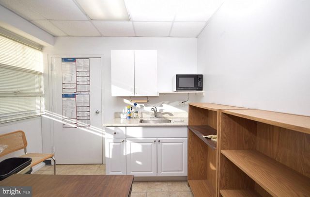 1340 OLD CHAIN BRIDGE RD, Mclean, VA 22101