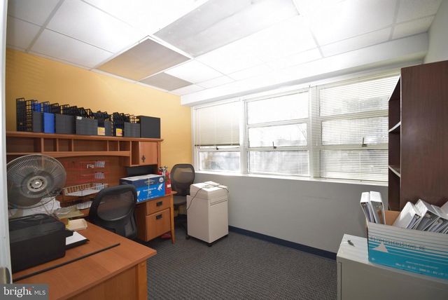 1340 OLD CHAIN BRIDGE RD, Mclean, VA 22101