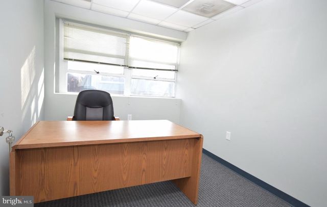 1340 OLD CHAIN BRIDGE RD, Mclean, VA 22101