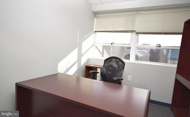 1340 OLD CHAIN BRIDGE RD, Mclean, VA 22101