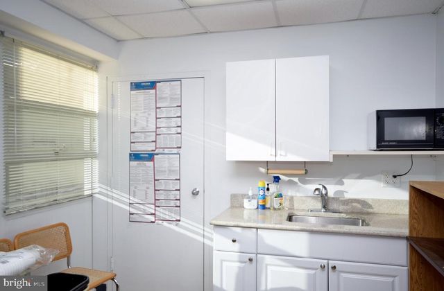 1340 OLD CHAIN BRIDGE RD, Mclean, VA 22101