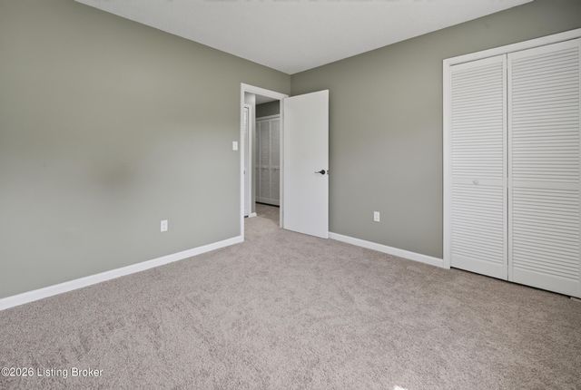 450 Pearman Ave, Radcliff, KY 40160