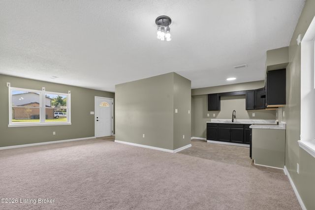 450 Pearman Ave, Radcliff, KY 40160
