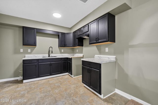 450 Pearman Ave, Radcliff, KY 40160