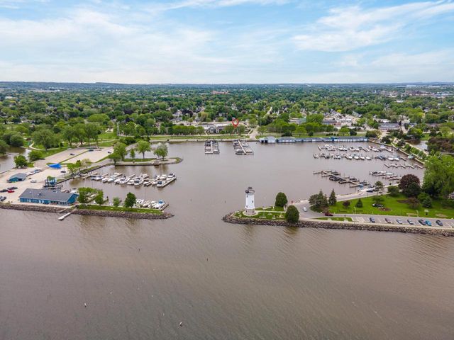 286 E Harbor View DRIVE, Fond Du Lac, WI 54935