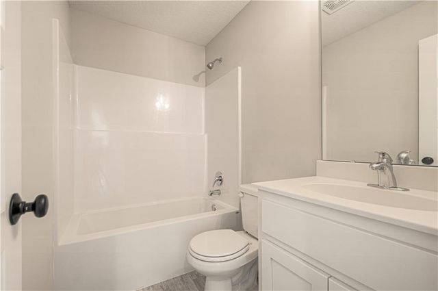 6019 NE 118th Terrace, Kansas City, MO 64156