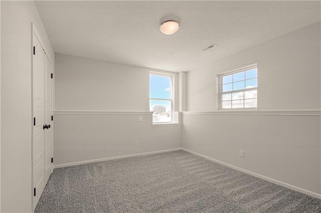 6019 NE 118th Terrace, Kansas City, MO 64156