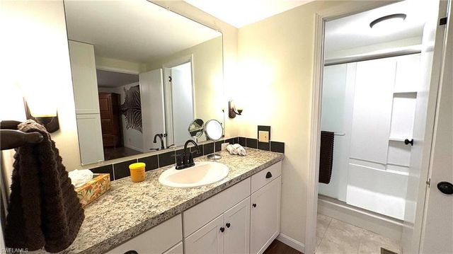 748 Park AVE, North Fort Myers, FL 33917