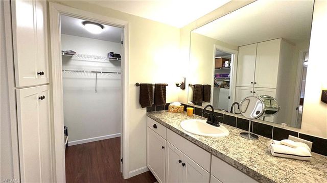 748 Park AVE, North Fort Myers, FL 33917